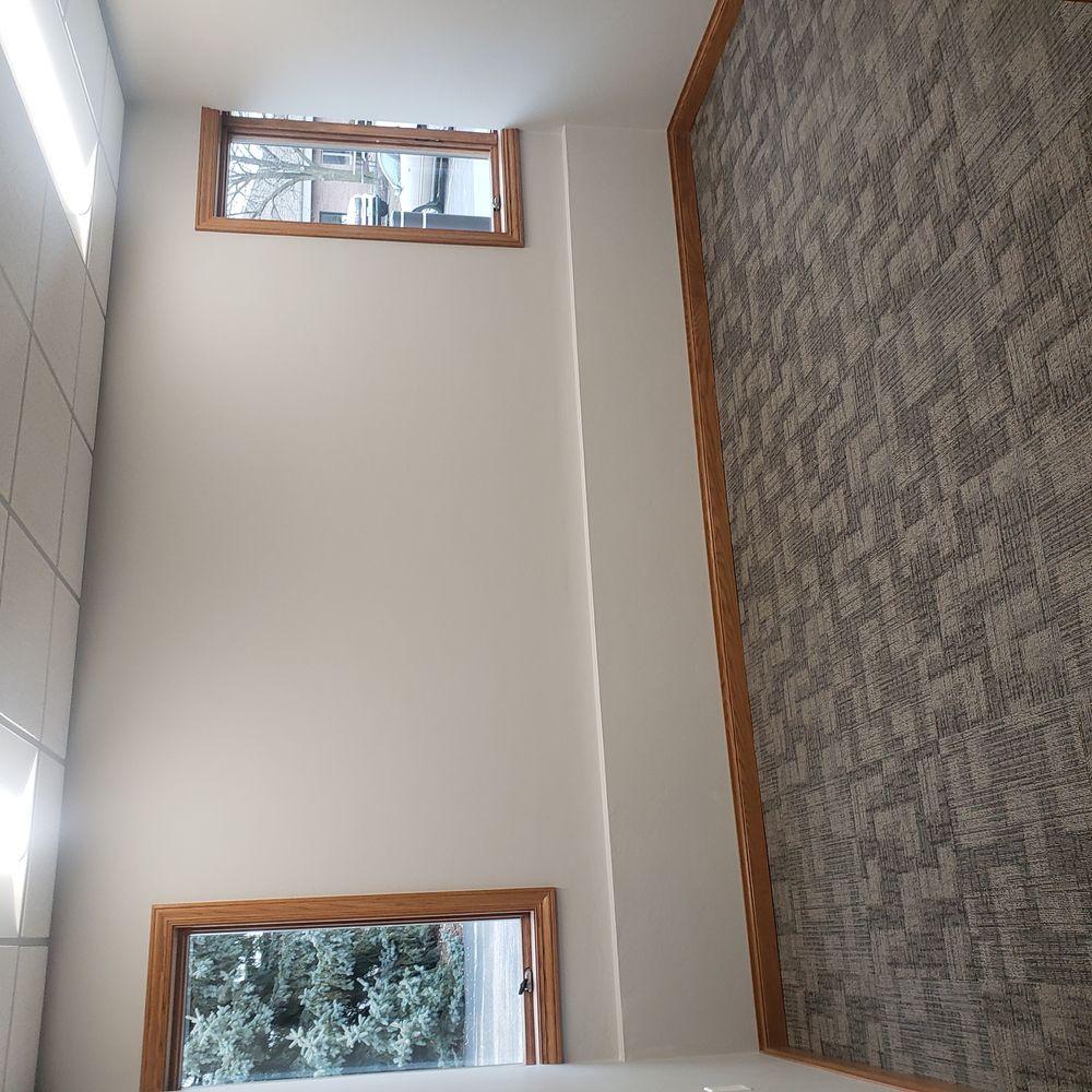 119 N McCarthy Suite T